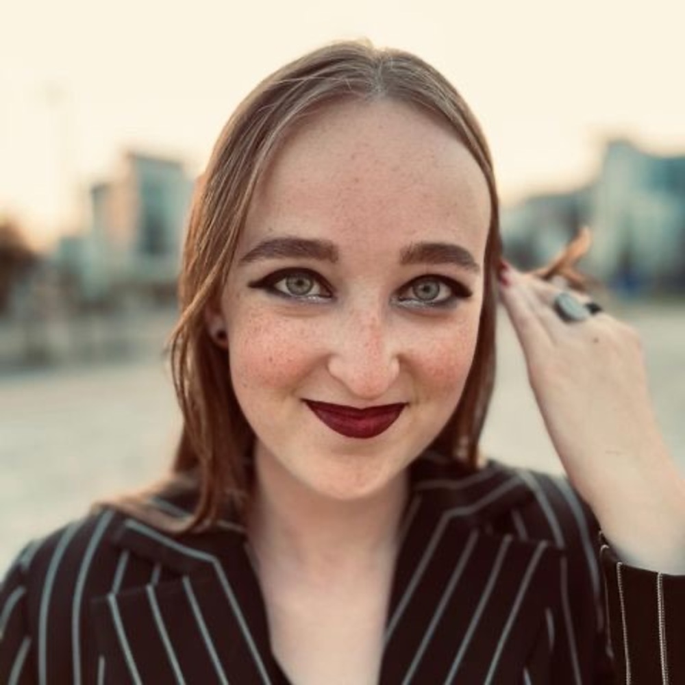 Meet your Posher, Grace-tori